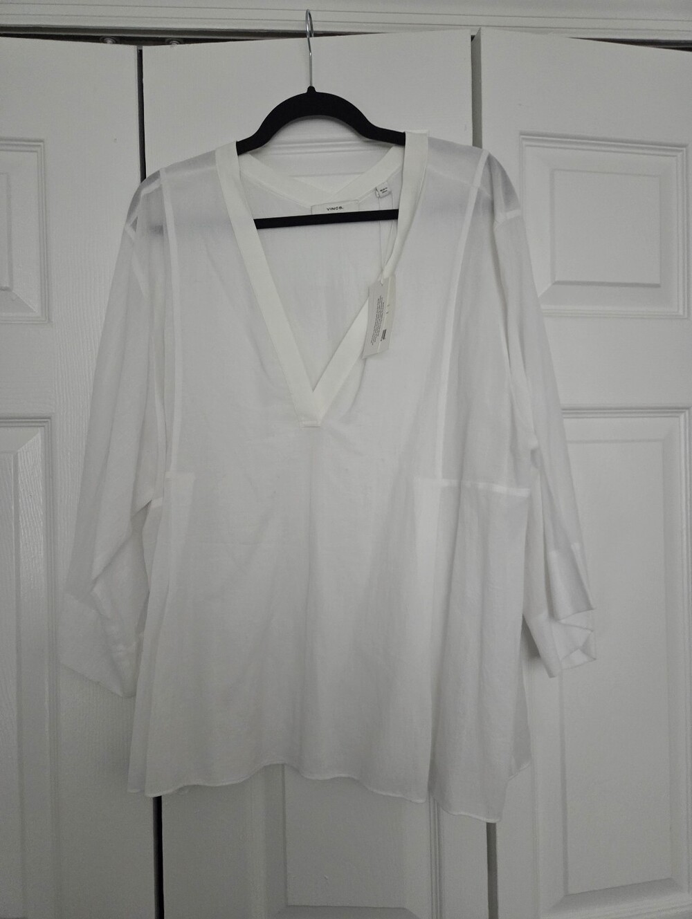 VINCE White V-Neck Relaxed Tunic Top